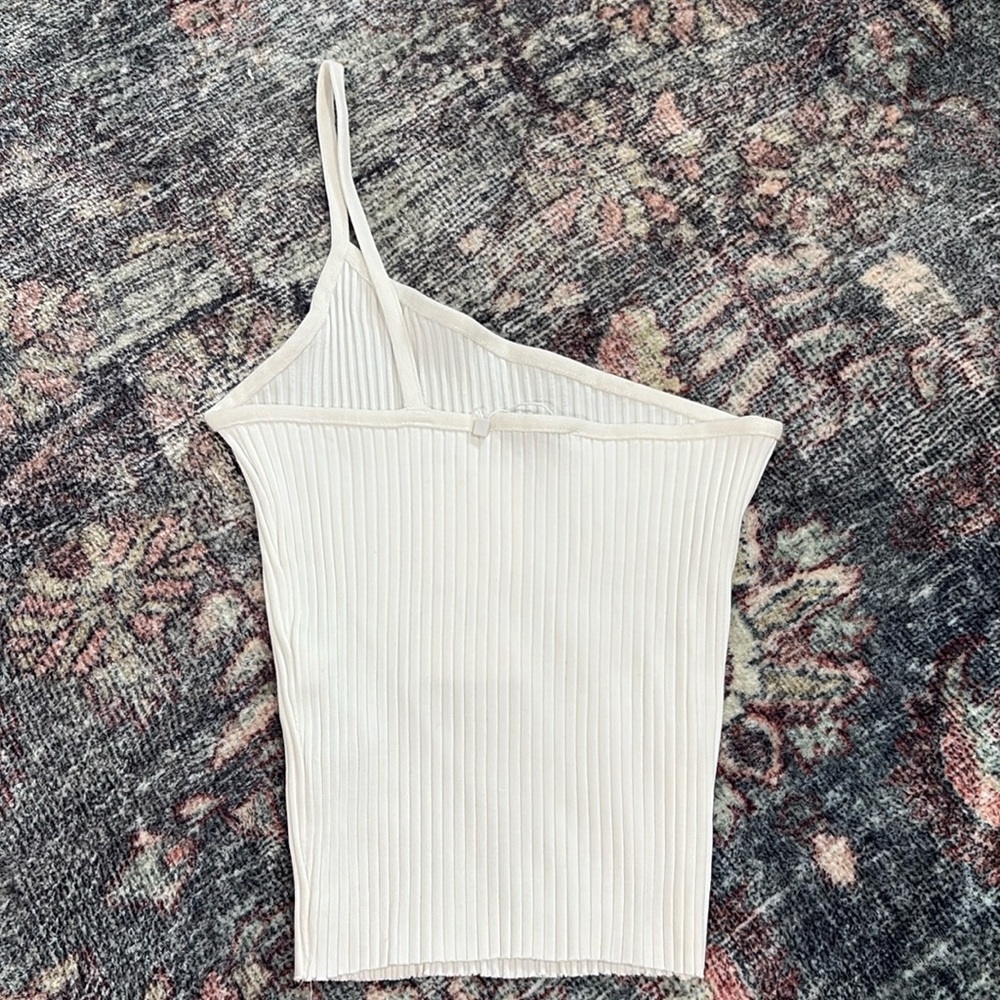 Zara | Ribbed Asymmetrical Top | Small - Picture 3 of 8
